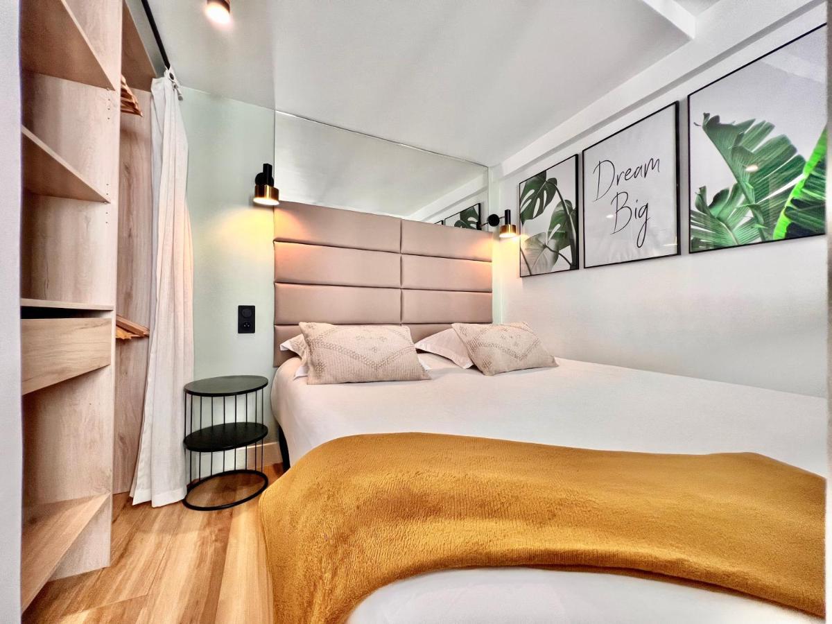 Ferienwohnung DUPLEX LE GESÙ - HEART OF OLD TOWN - MODERN - WiFi - CLIM Nizza Exterior foto